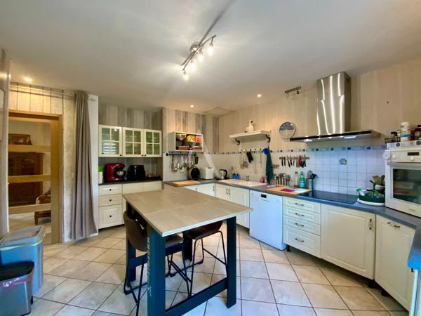 Maison Allas Bocage 7 pièce(s) 174 m2