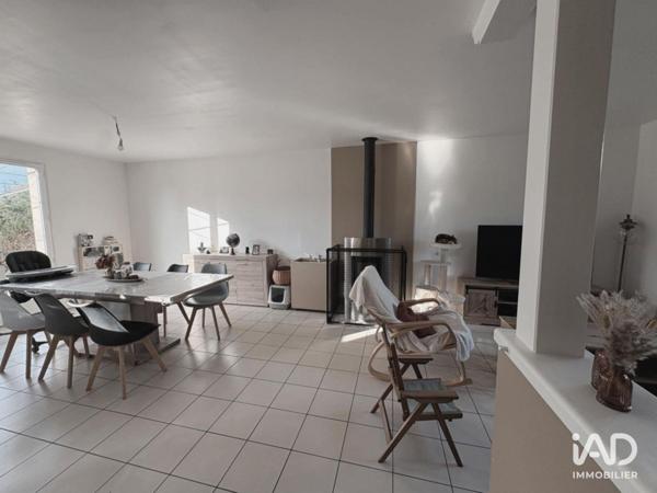Maison à vendre 5 pièces 103 m² Saint-Aubin-des-Coudrais
