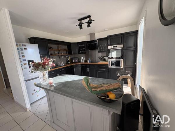 Maison à vendre 5 pièces 103 m² Saint-Aubin-des-Coudrais