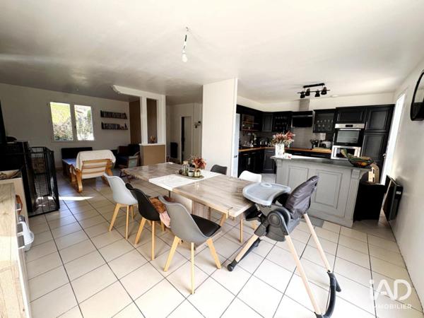 Maison à vendre 5 pièces 103 m² Saint-Aubin-des-Coudrais