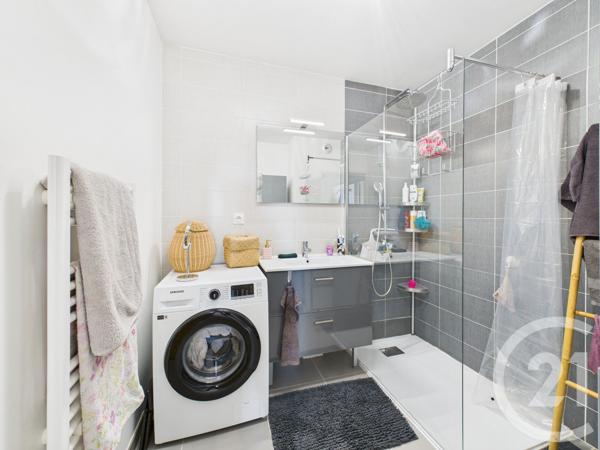 Appartement T3 à vendre  3 pièces - 60,14 m2 TOULON - 83