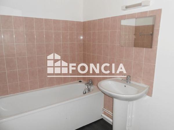 Location Appartement 3 pièces 80 m² - 53 RUE DE LA HACHE Nancy 54000