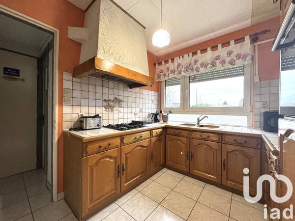 Appartement 3 pièces de 65 m² à Bouzonville (57320)