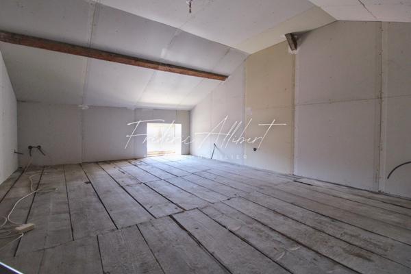 Maison de ville en plein coeur de Sennecey-le-grand.