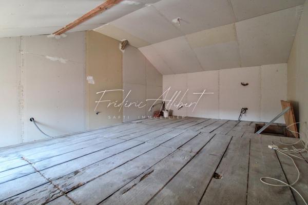 Maison de ville en plein coeur de Sennecey-le-grand.