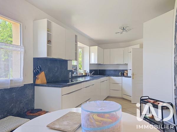 Maison à vendre 6 pièces 182,76 m² Longjumeau