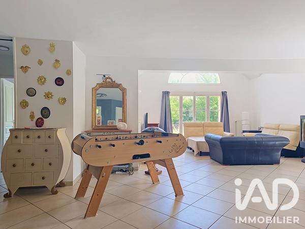 Maison à vendre 6 pièces 182,76 m² Longjumeau