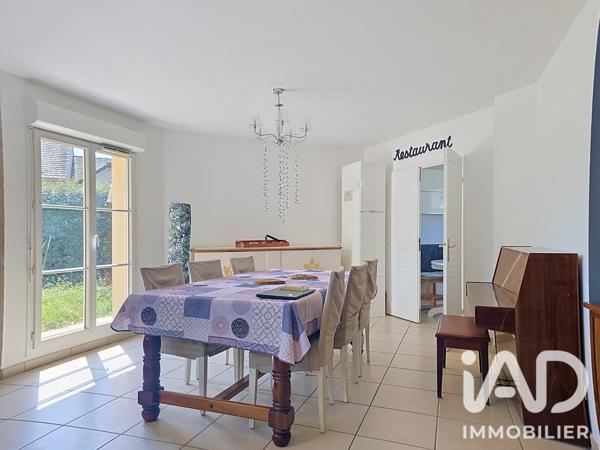 Maison à vendre 6 pièces 182,76 m² Longjumeau