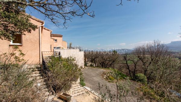 Maison d architecte de 194,33 m²