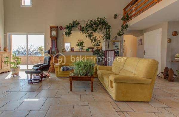 Maison d architecte de 194,33 m²