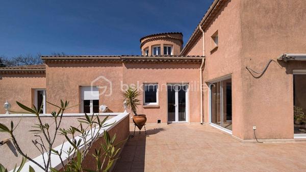 Maison d architecte de 194,33 m²