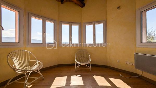 Maison d architecte de 194,33 m²