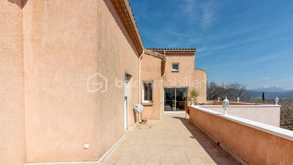 Maison d architecte de 194,33 m²