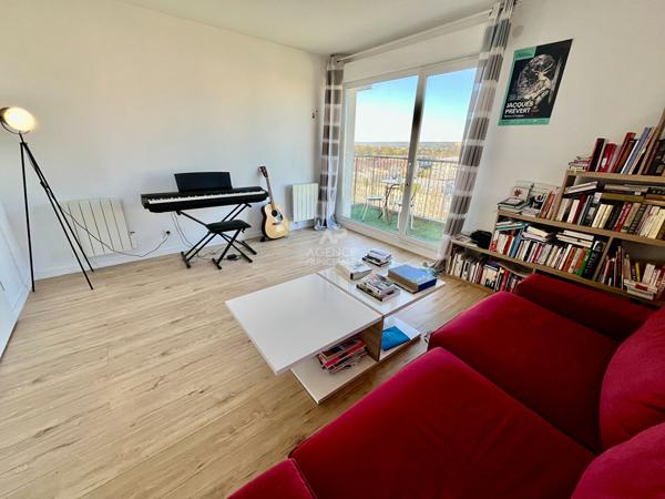 Appartement Cergy 3 pièce(s) 52.22 m2 197 000 € **  - Référence  2282