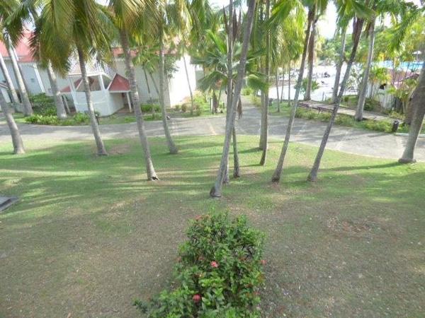 Vente / Appartement à Sainte-Anne (97180)
