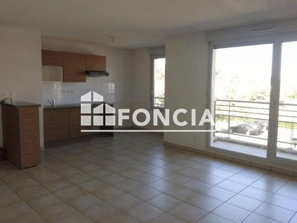 Location Appartement 3 pièces 64.29 m² - 703 AVENUE GENERAL GAULLE La Verpilliere 38290