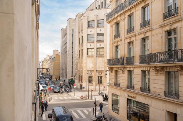 Appartement Paris 7e - UNIVERSITÉ / SAINTS-PÈRES