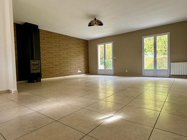 Maison Meulan En Yvelines 5 pièce(s) Sous sol total