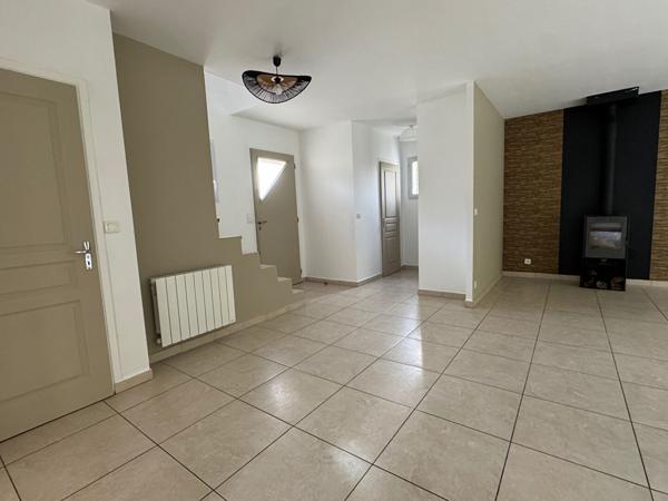 Maison Meulan En Yvelines 5 pièce(s) Sous sol total