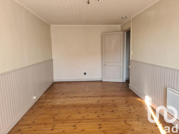 Maison traditionnelle 6 pièces de 120 m² à Sainte-Soulle (17220)