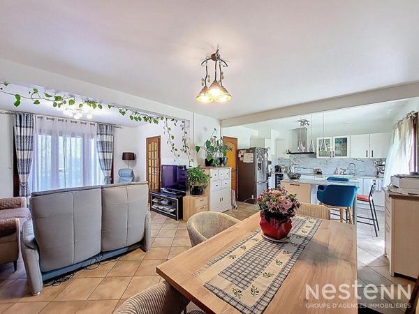 A Vendre Maison de plain-pied de 108 m² avec garage et jardin sur la commune de Lannes