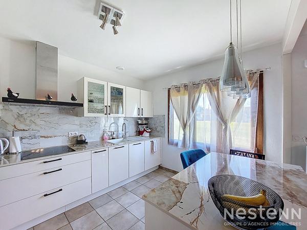 A Vendre Maison de plain-pied de 108 m² avec garage et jardin sur la commune de Lannes