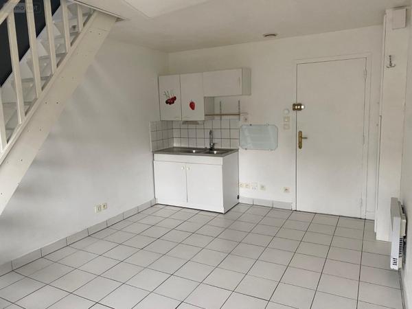 Appartement à louer à Condé-en-Normandie dans le Calvados (14110), ref : 3585