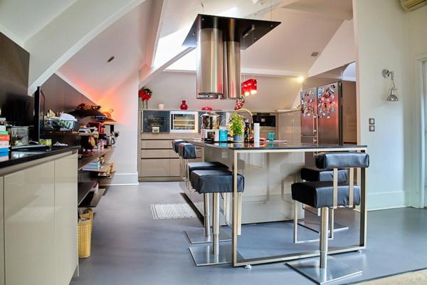 Appartement à vendre 7 pièces PUTEAUX (92)