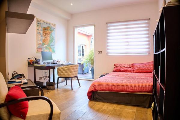 Appartement à vendre 7 pièces PUTEAUX (92)