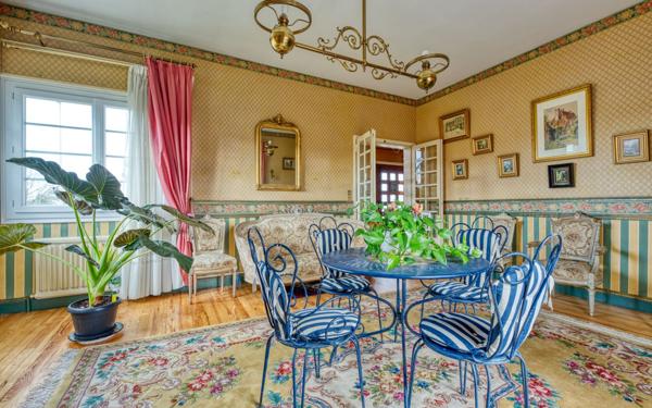 Maison à vendre    5 pièces •  Pessac