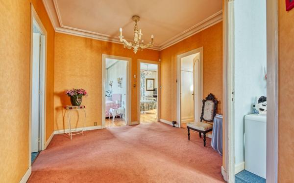 Maison à vendre    5 pièces •  Pessac