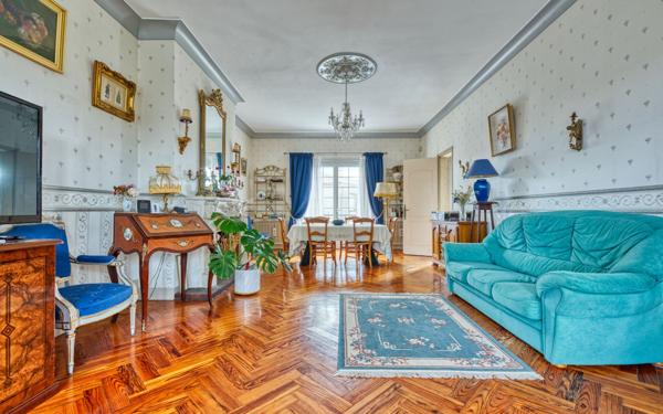 Maison à vendre    5 pièces •  Pessac