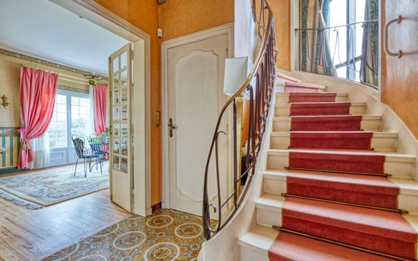 Maison à vendre    5 pièces •  Pessac