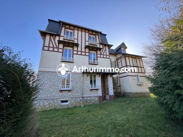 Vente                                                      Immeuble
                        
                                         196 m2                     à Bagnoles-de-l'Orne-Normandie