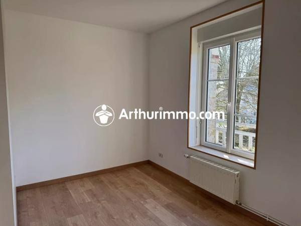 Vente                                                      Immeuble
                        
                                         196 m2                     à Bagnoles-de-l'Orne-Normandie