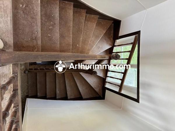 Vente                                                      Immeuble
                        
                                         196 m2                     à Bagnoles-de-l'Orne-Normandie