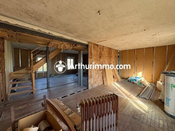 Vente                                                      Immeuble
                        
                                         196 m2                     à Bagnoles-de-l'Orne-Normandie