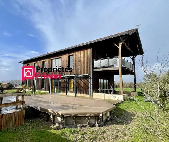 Séchoir entièrement rénové -180 m2 - terrasses- piscine