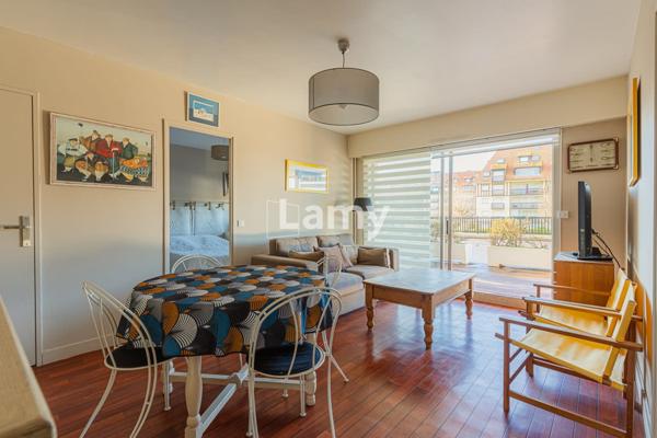 Appartement, terrasse, cave et parking