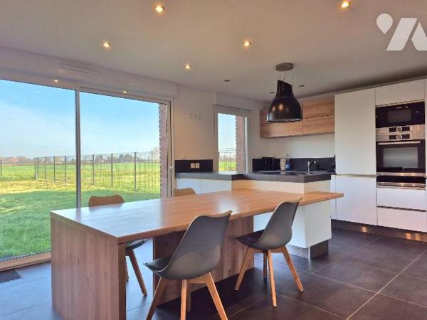 Maison semi-individuelle récente  Secteur prisé LESTREM  Aucun travaux

Située dans un secteu...