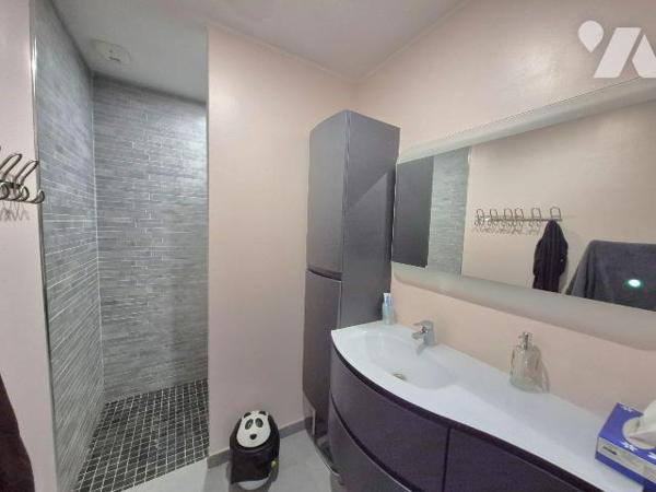 Maison semi-individuelle récente  Secteur prisé LESTREM  Aucun travaux

Située dans un secteu...