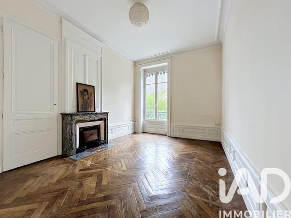 Appartement à vendre 7 pièces 187,41 m² Lyon 7