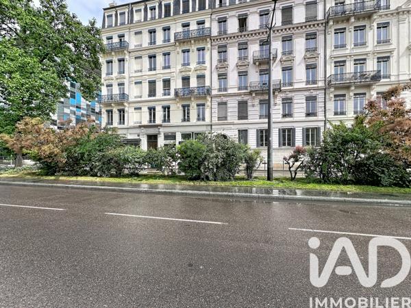 Appartement à vendre 7 pièces 187,41 m² Lyon 7