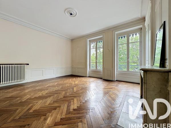Appartement à vendre 7 pièces 187,41 m² Lyon 7