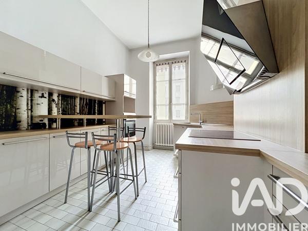 Appartement à vendre 7 pièces 187,41 m² Lyon 7