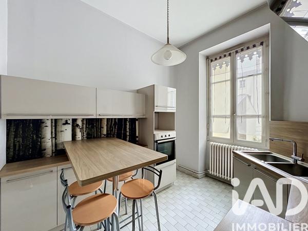Appartement à vendre 7 pièces 187,41 m² Lyon 7