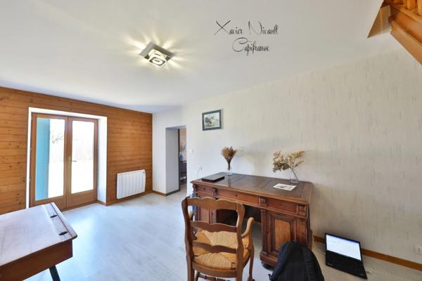 Maison à vendre 11 pièces proche de SAINT AMOUR (39)