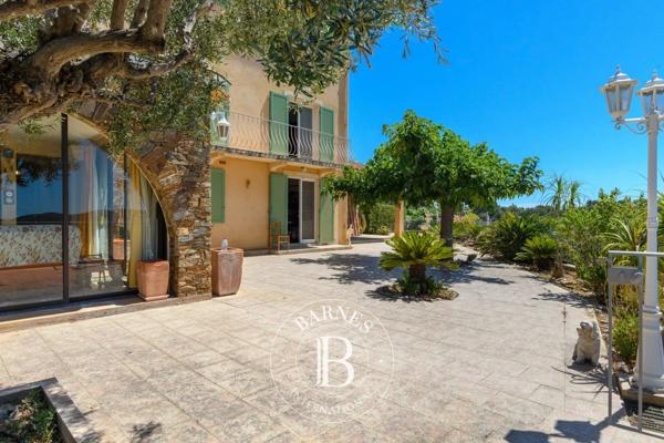 Bormes-les-Mimosas, Propriété  450 m² à vendre