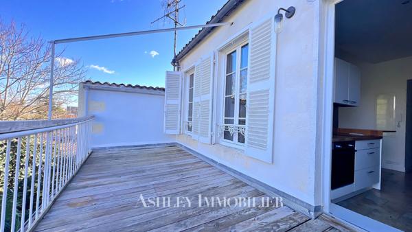 APPARTEMENT A LOUER TYPE 4 AVEC TERRASSE - CENTRE VILLE DE LA ROCHELLE
