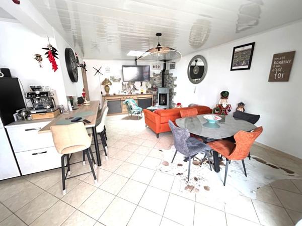 Maison 2 pièce(s) 1 chambre(s) 58.8 m²